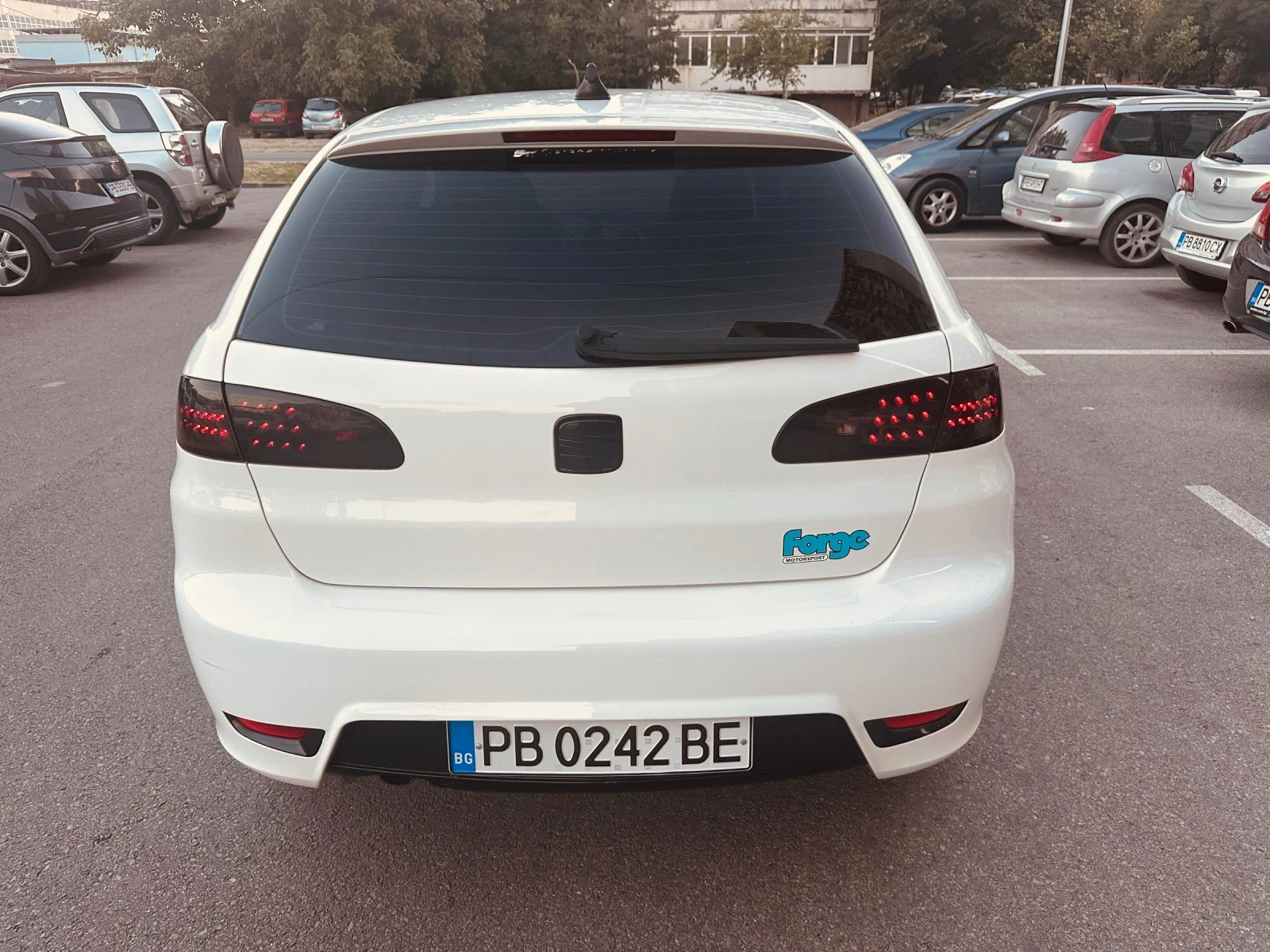 Seat Ibiza 1.8Т-150к.с /Газ, снимка 4 - Автомобили и джипове - 55730008