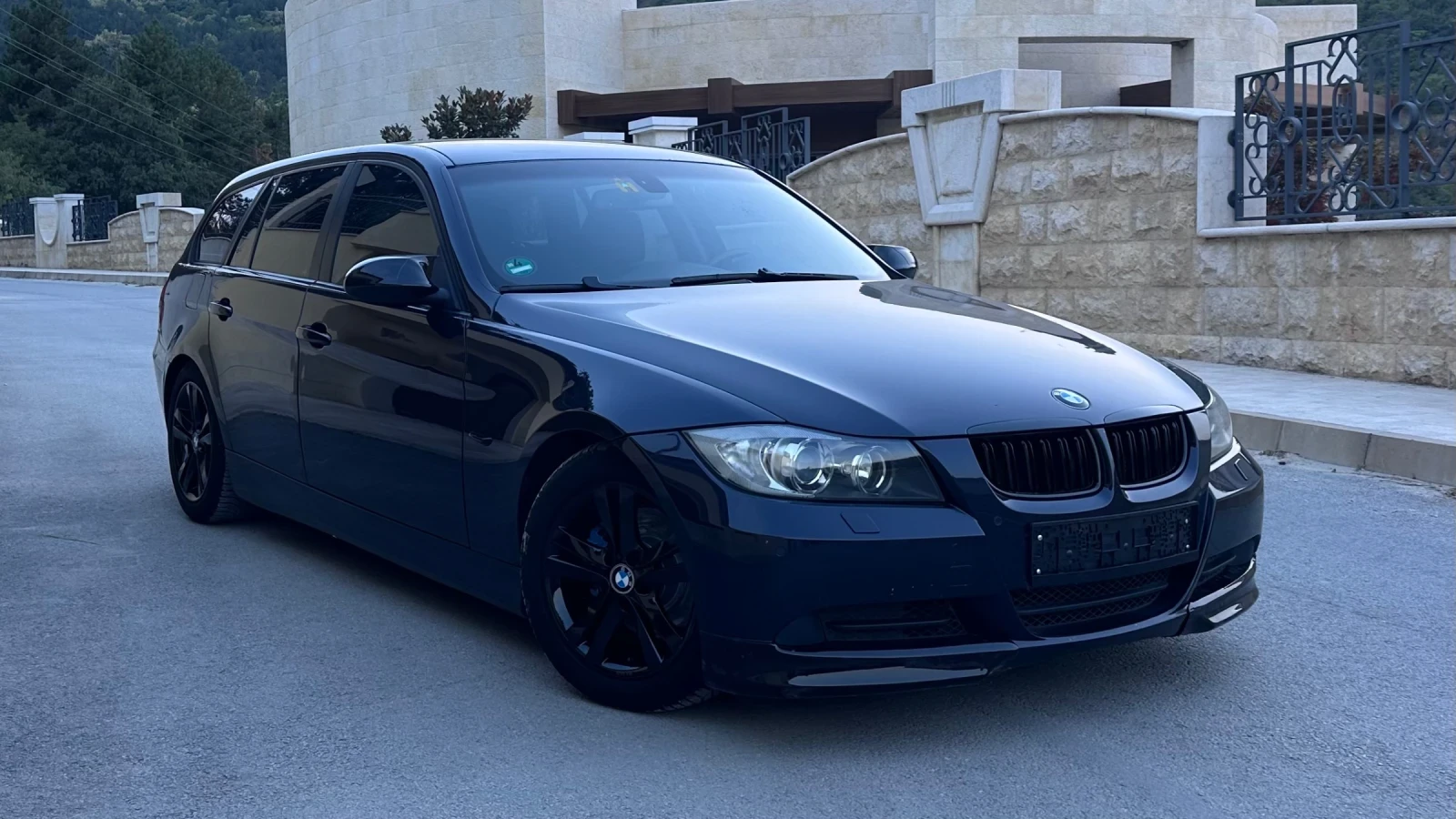 BMW 320 163кс НАВИГАЦИЯ ПОДГРЕВ , снимка 3 - Автомобили и джипове - 55772399