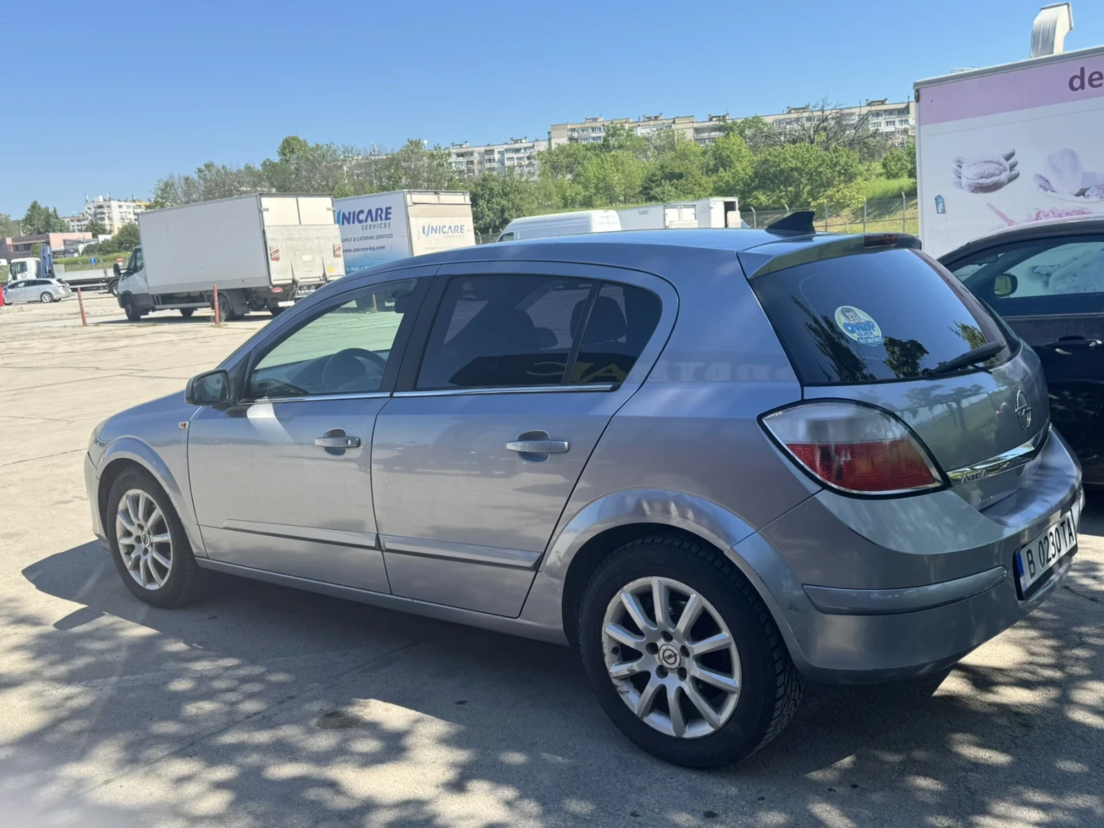 Opel Astra 1.7 cdti, снимка 2 - Автомобили и джипове - 56012305