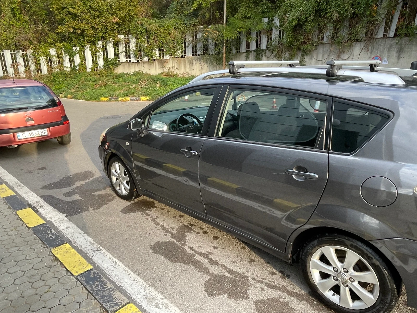 Toyota Corolla verso, снимка 7 - Автомобили и джипове - 56255965