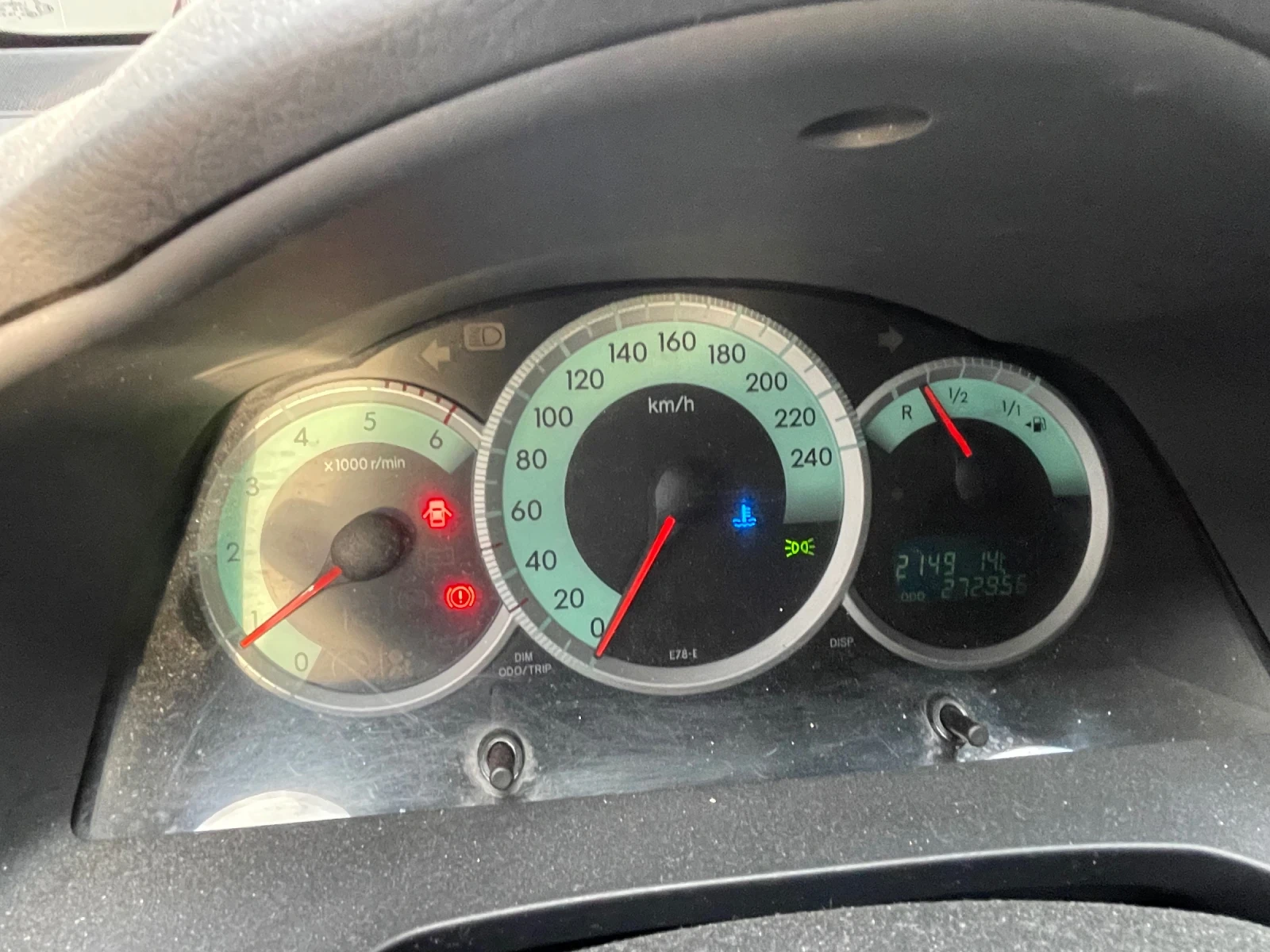 Toyota Corolla verso, снимка 8 - Автомобили и джипове - 56255965