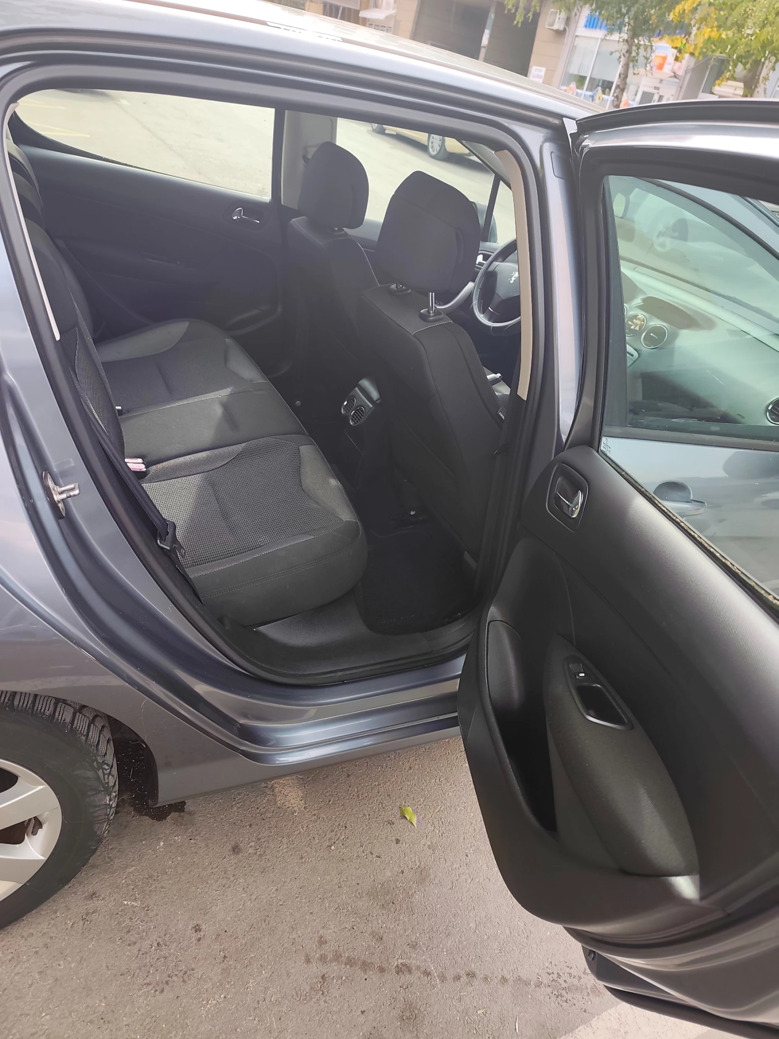 Peugeot 308, снимка 8 - Автомобили и джипове - 56636476