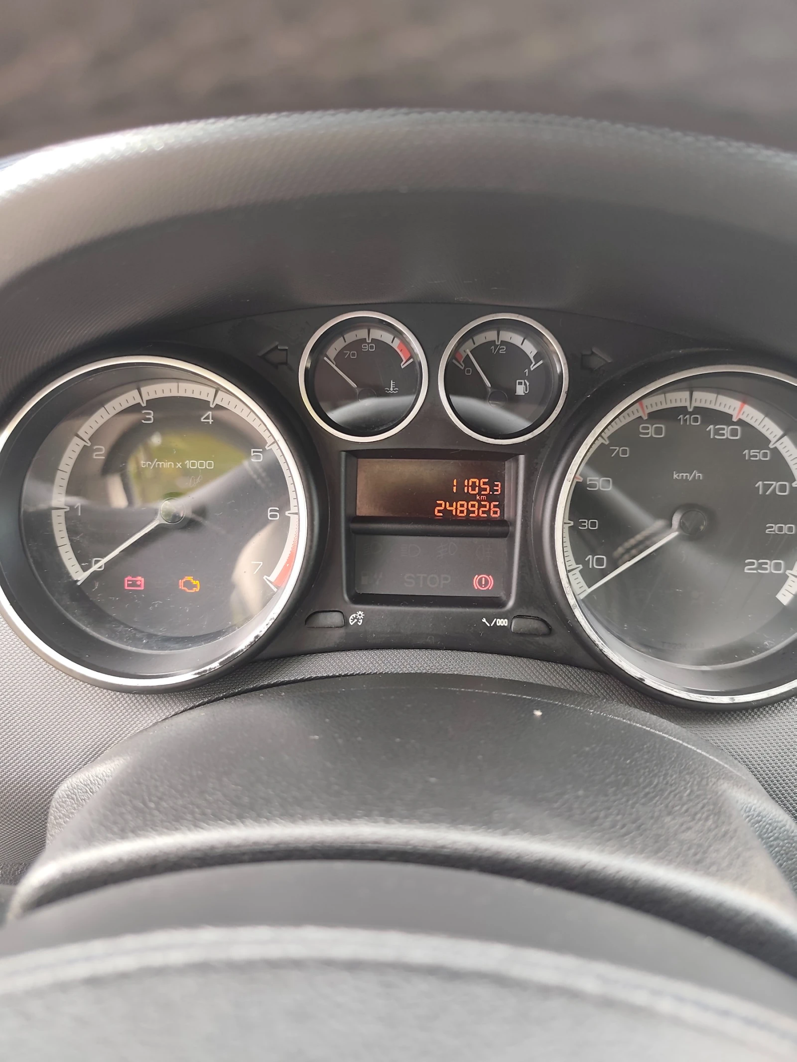 Peugeot 308, снимка 12 - Автомобили и джипове - 56636476