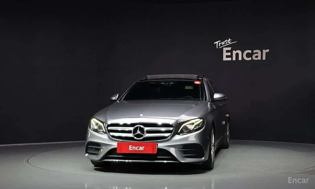 Mercedes-Benz E 300, снимка 3 - Автомобили и джипове - 56737183