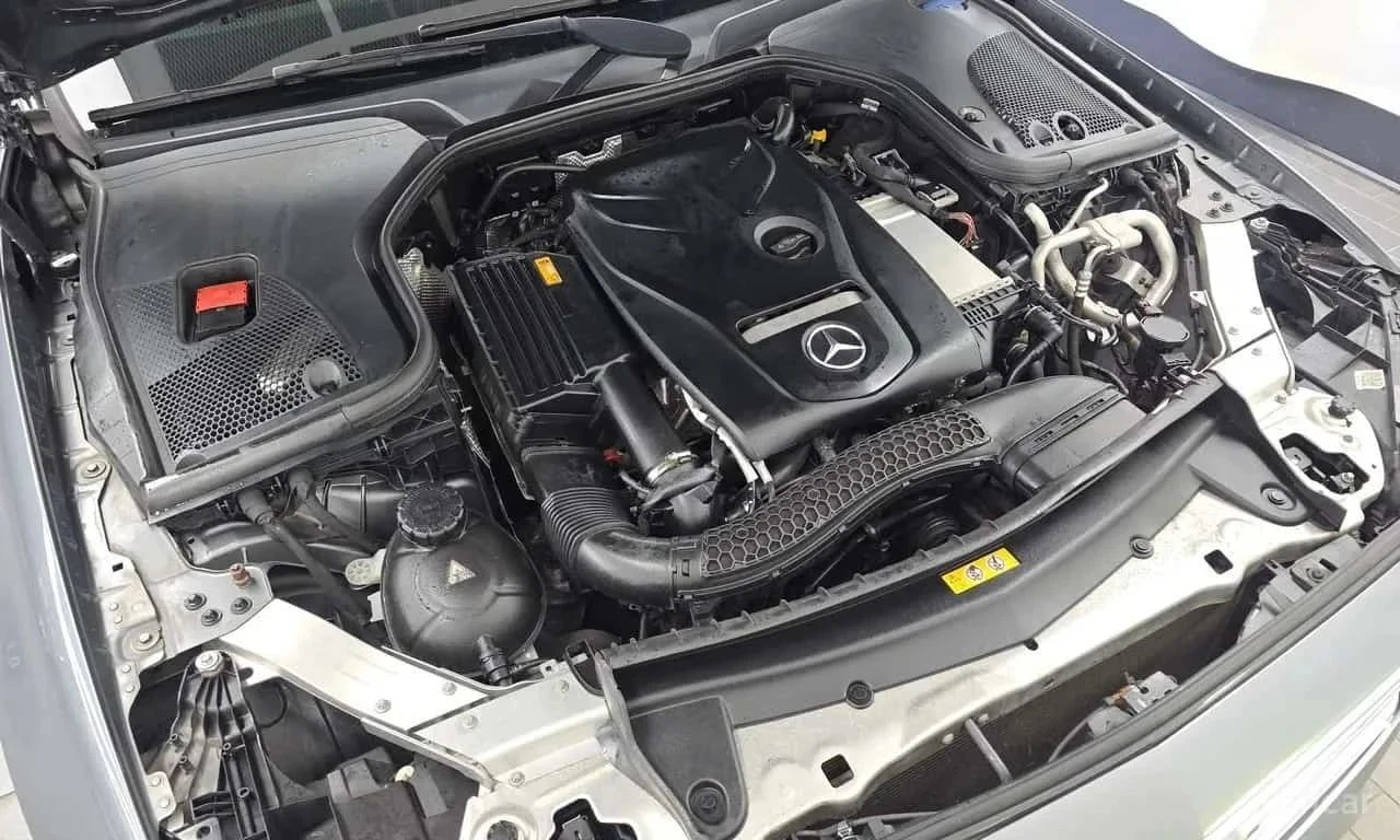 Mercedes-Benz E 300, снимка 6 - Автомобили и джипове - 56737183