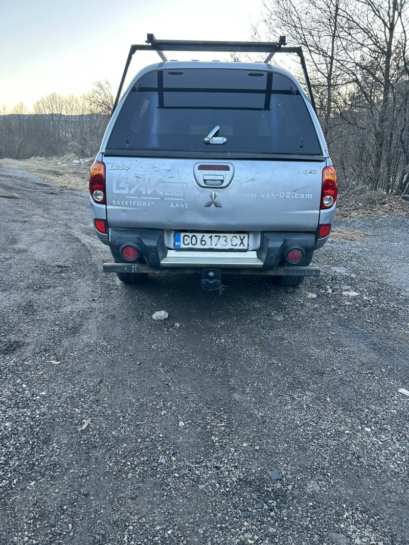 Mitsubishi L200, снимка 4 - Автомобили и джипове - 47542157