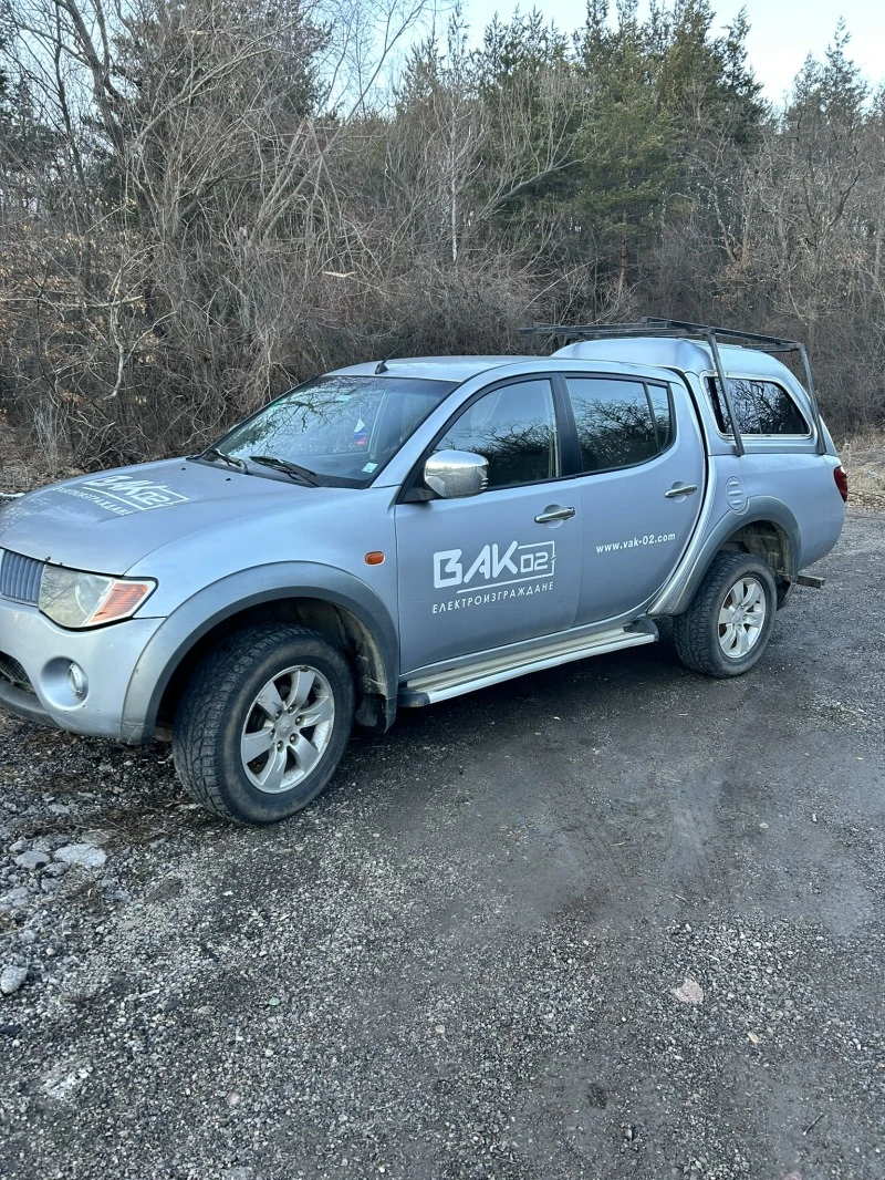 Mitsubishi L200, снимка 2 - Автомобили и джипове - 47542157