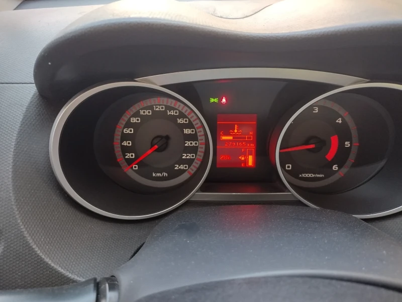 Citroen C-Crosser 2.2 HDI , снимка 13 - Автомобили и джипове - 47309298