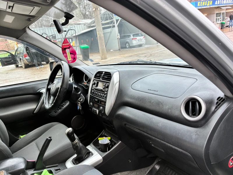 Toyota Rav4, снимка 4 - Автомобили и джипове - 53221847