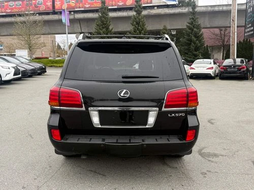 Lexus LX 570 * * CARFAX * * АВТО КРЕДИТ * * Цена до БГ * * , снимка 5 - Автомобили и джипове - 54479616