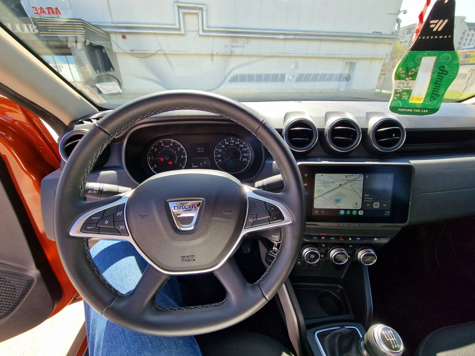 Dacia Duster 1.3 TCe 4x4 - изображение 10