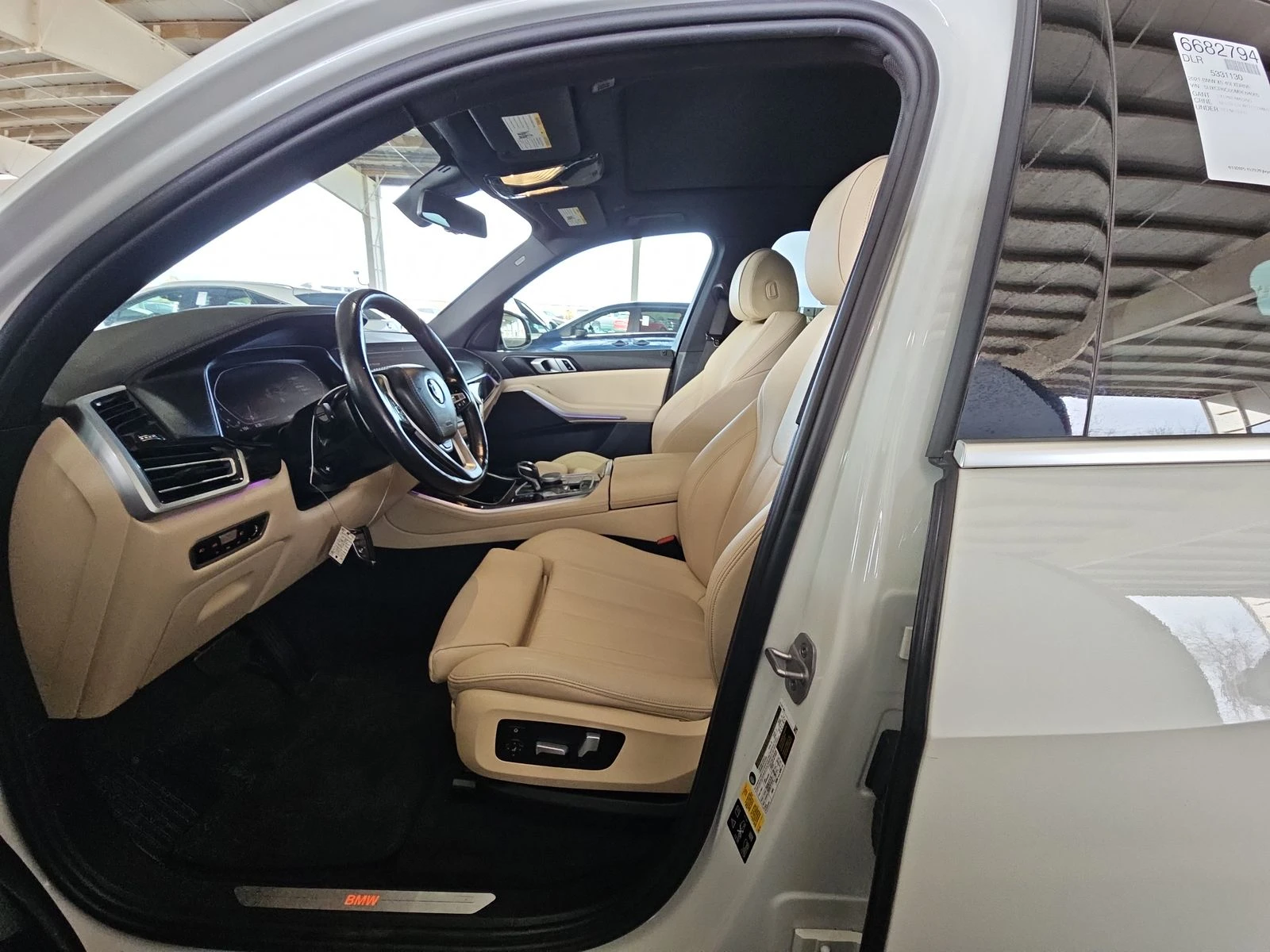 BMW X5 XDRIVE * LED * CAMERA * ПОДГРЕВ * KEYLESS  - изображение 8