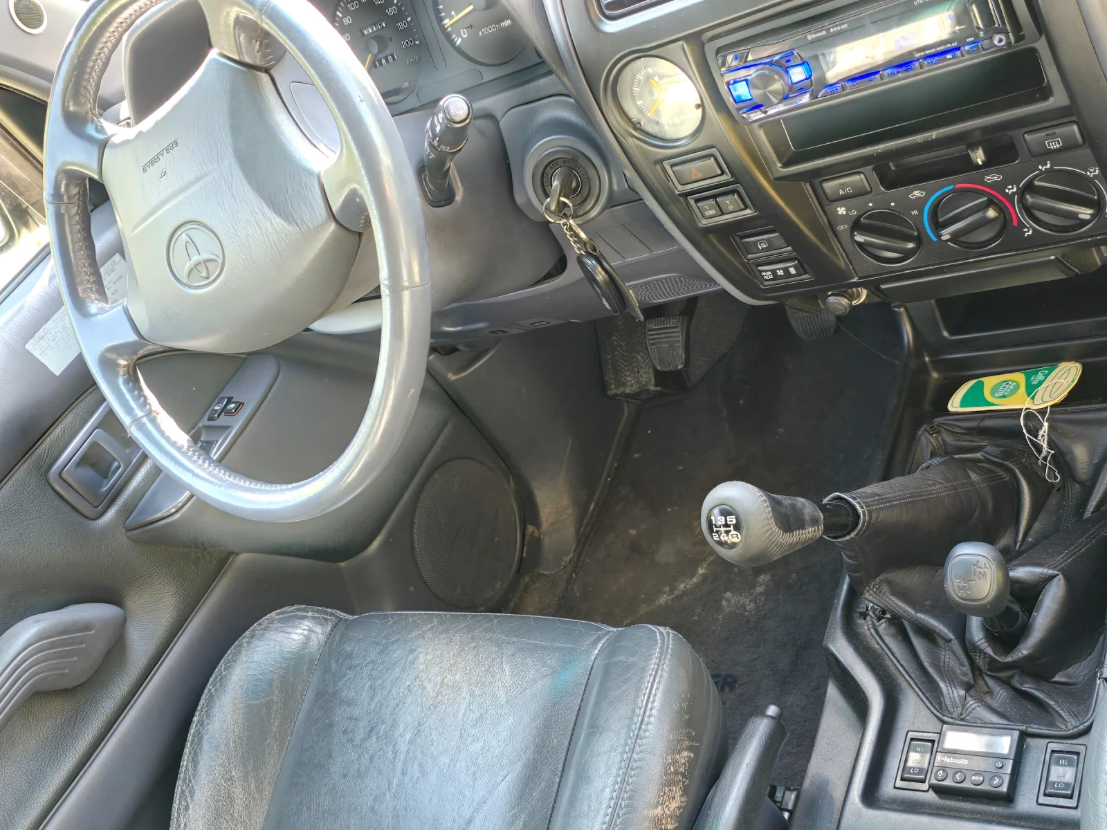 Toyota Land cruiser 3.4.Бензин къса база. - изображение 9