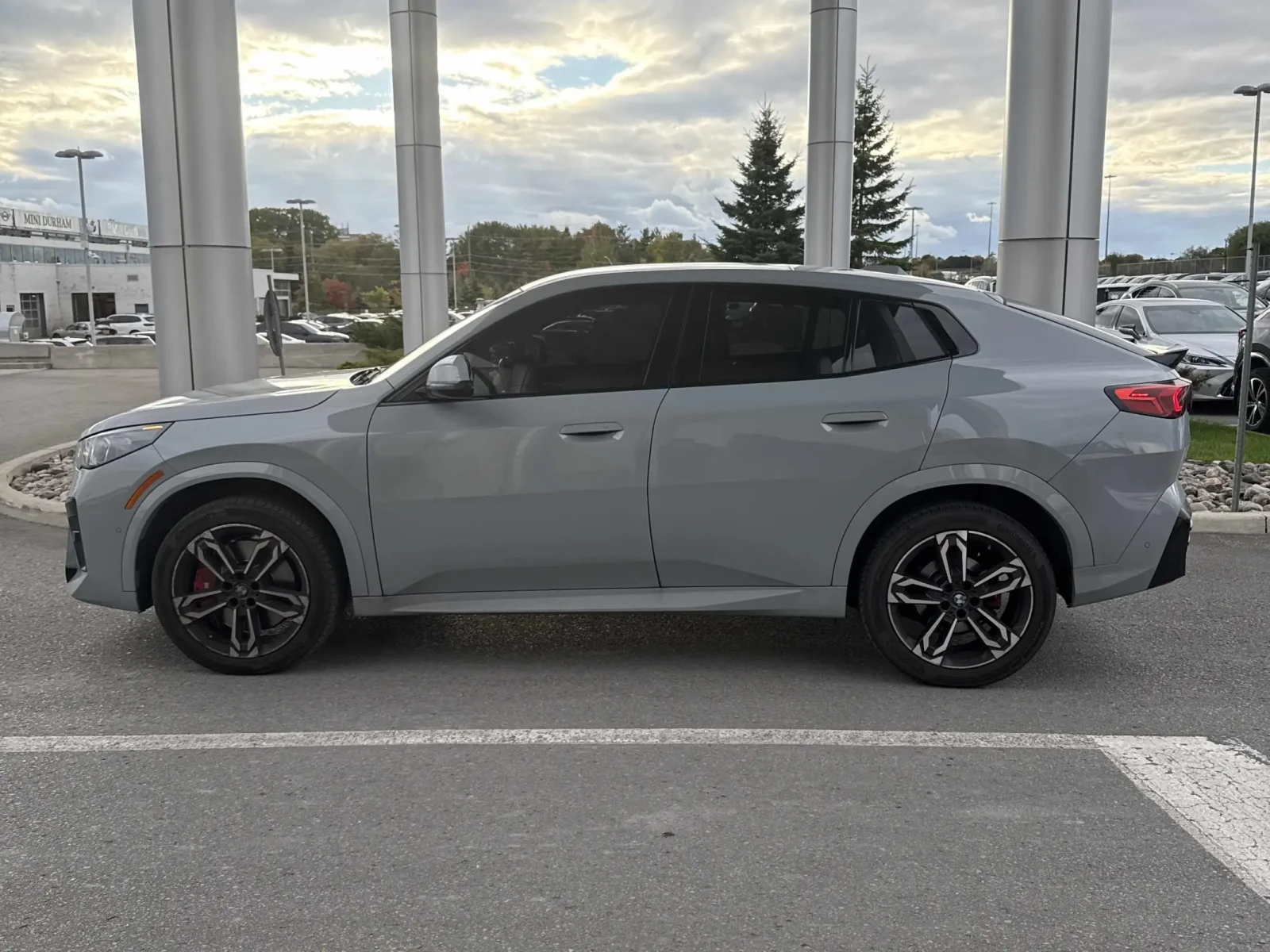 BMW X2 xDrive28i CARFAX    | Mobile.bg   2