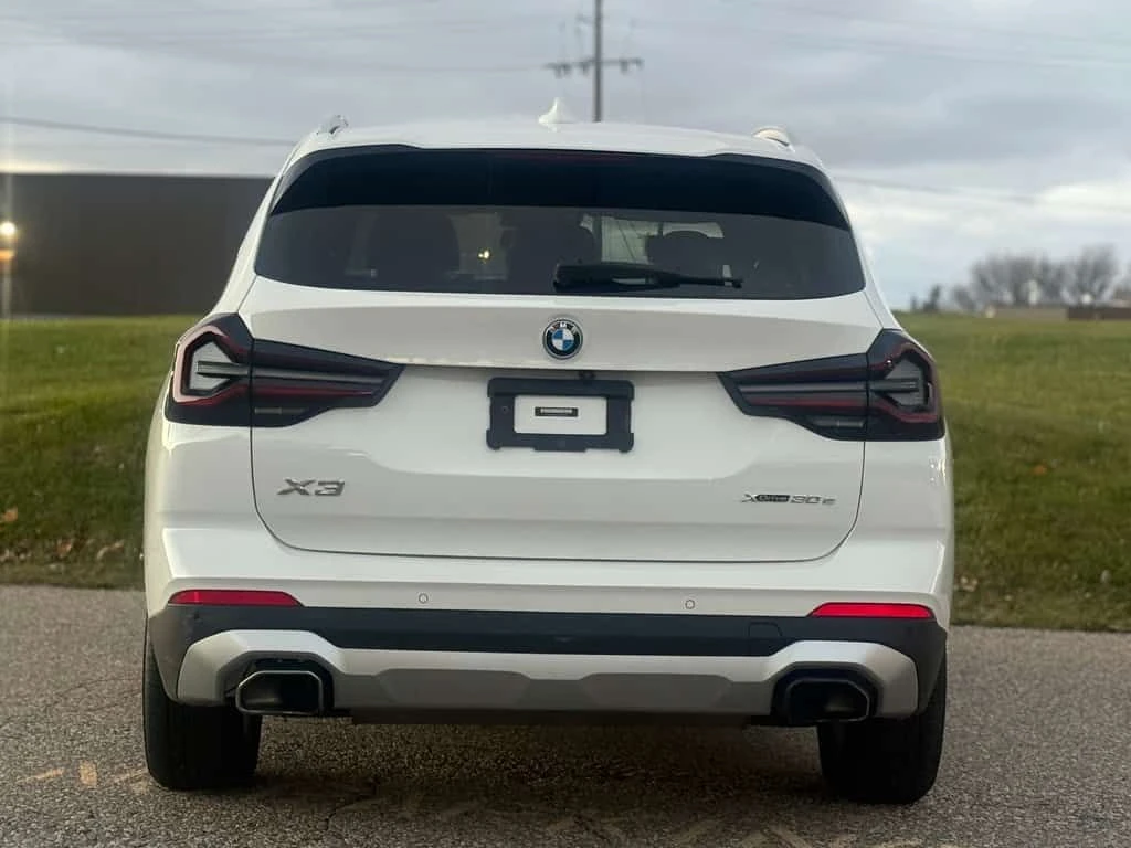 BMW X3 * XDrive30i Sports Activity Vehicle * CARFAX * ЦЕН, снимка 5 - Автомобили и джипове - 53760208