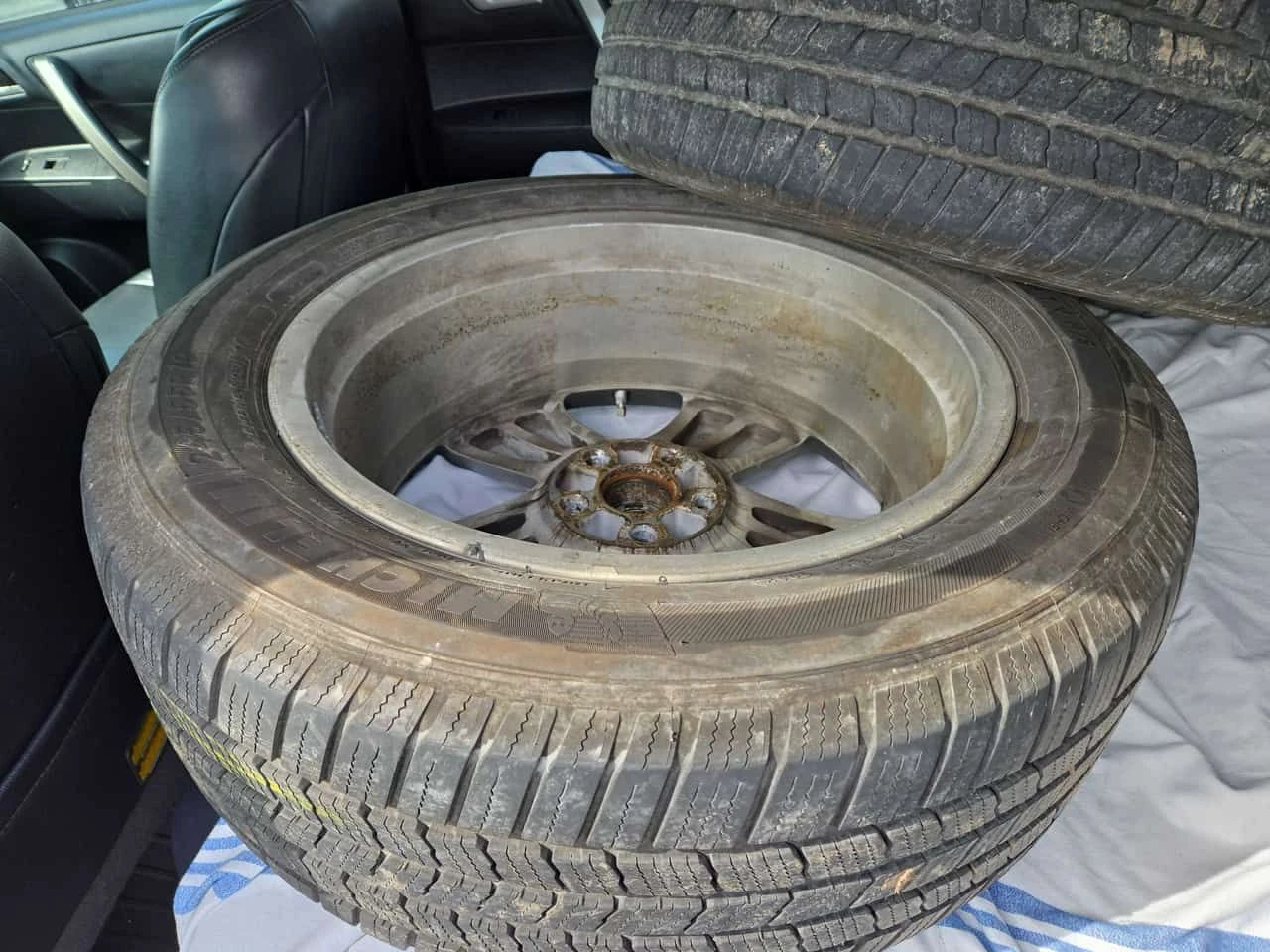 Toyota Highlander * 4WD 4dr * ПАНО* KEYLESS* , снимка 10 - Автомобили и джипове - 53960242