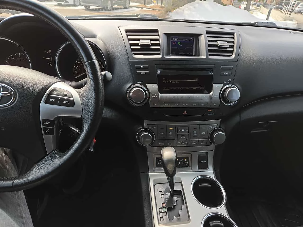 Toyota Highlander * 4WD 4dr * ПАНО* KEYLESS* , снимка 9 - Автомобили и джипове - 53960242