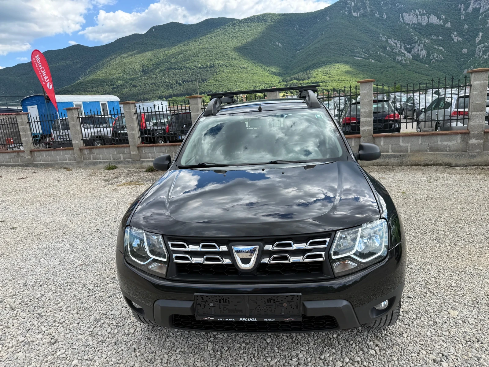 Dacia Duster 1.6 I 105 k.с. УНИКАТ, снимка 3 - Автомобили и джипове - 54895011