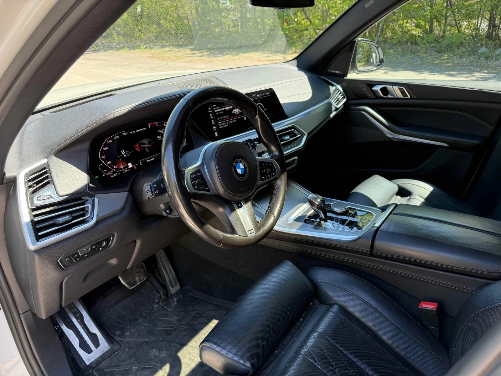 BMW X5 M50i * ОБДУХВАНЕ * ПАНОРАМА * HARMAN KARDON, снимка 6 - Автомобили и джипове - 54903952
