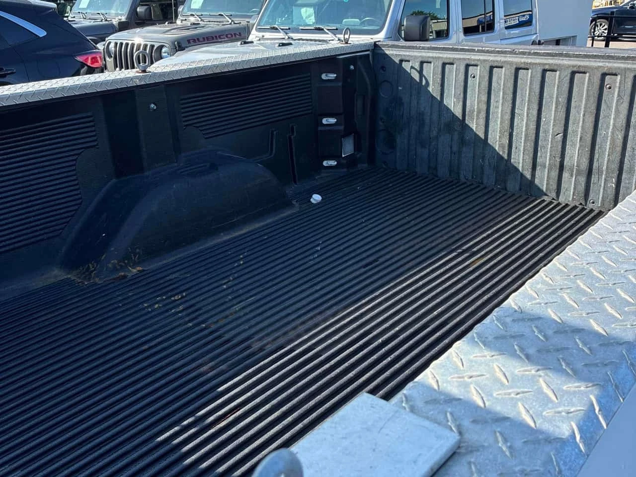 Gmc Sierra * 2WD Reg Cab 140" * CARFAX * ���� �� �� | Mobile.bg � ����������� 11