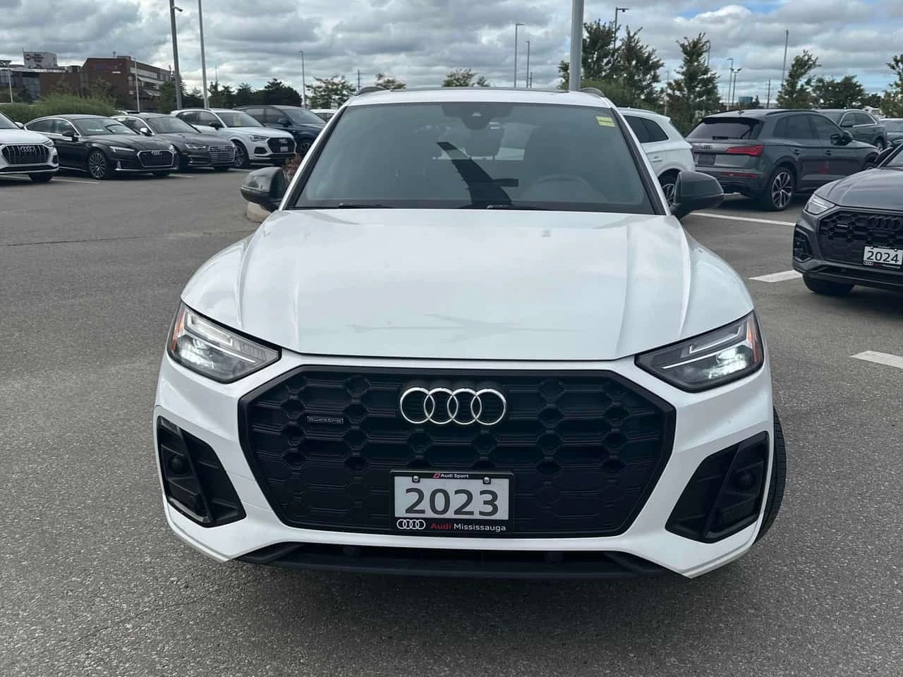 Audi Q5 PROGRESSIV / 360 / DISTRONIC / 2 КЛЮЧА , снимка 2 - Автомобили и джипове - 56256739