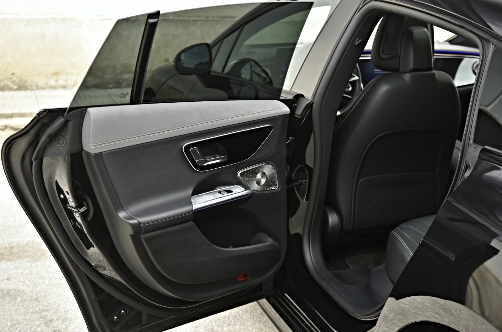 Mercedes-Benz EQE 350 4M AMG-OPTIC 360 BURMESTER HUD FULL NOV | Mobile.bg � ����������� 16