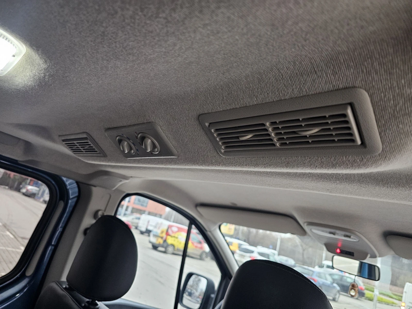 Opel Vivaro 1.6 BI Turbo 125к.с, снимка 14 - Бусове и автобуси - 54824154