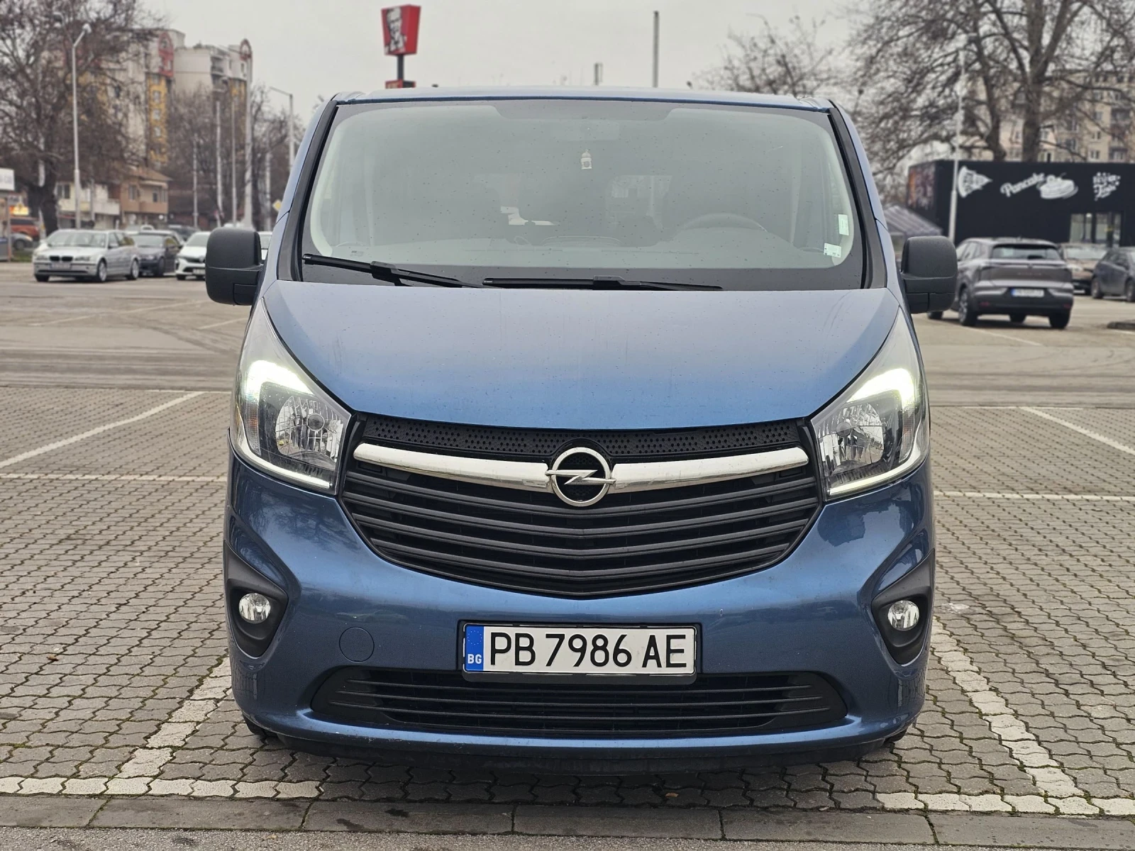 Opel Vivaro 1.6 BI Turbo 125к.с, снимка 8 - Бусове и автобуси - 54824154