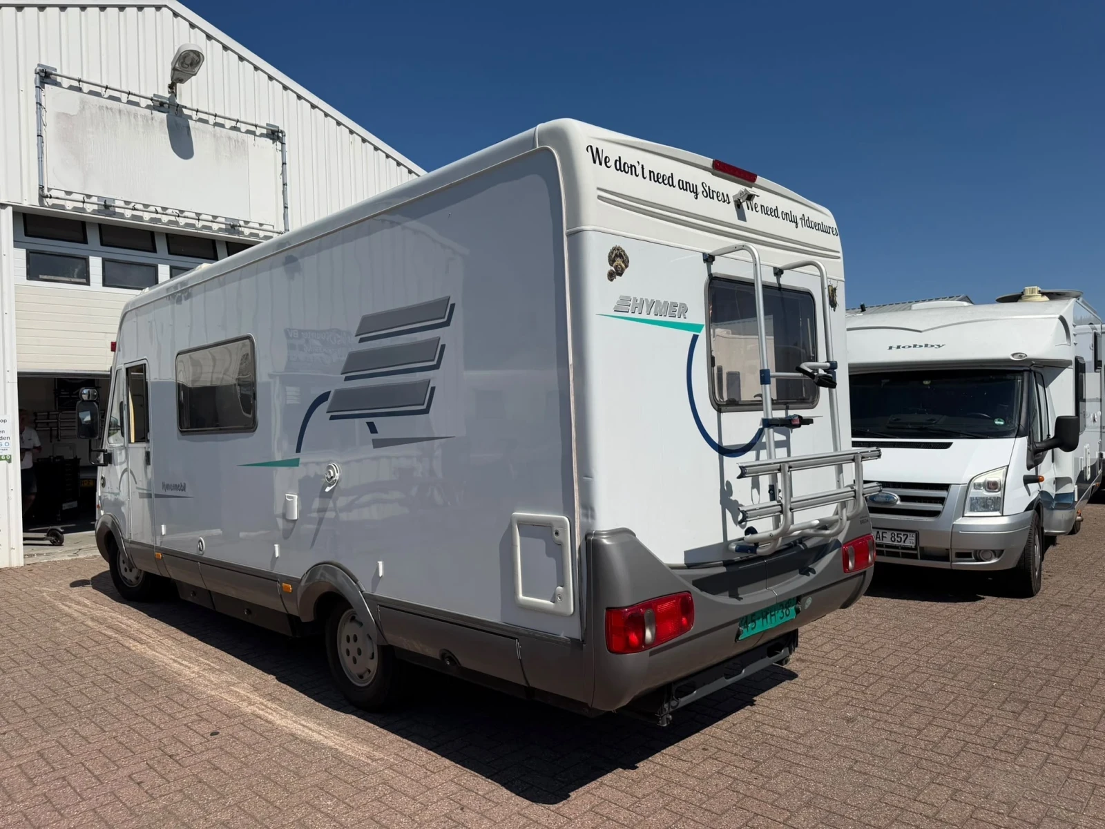 Кемпер HYMER / ERIBA B644, снимка 3 - Каравани и кемпери - 55659250