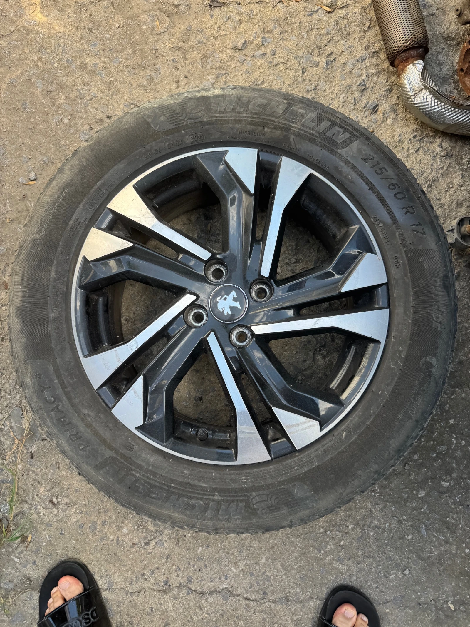 ���� � ������ 215/60R17 �� Peugeot 2008 | Mobile.bg � ����������� 1