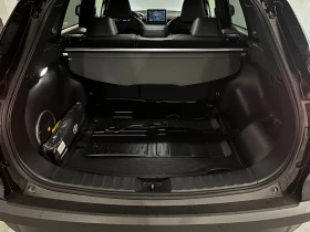 Toyota Corolla Cross 2.0 Lounge-4x4-Pano-JBL-360 Camera-НАЛИЧНА-НОВА!!!, снимка 17