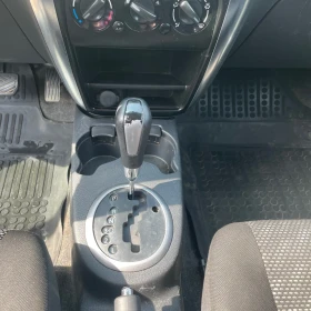 Suzuki SX4 2.0ГАЗ БЕНЗИН 4x4, снимка 15