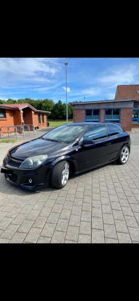 Opel Astra GTC, снимка 2