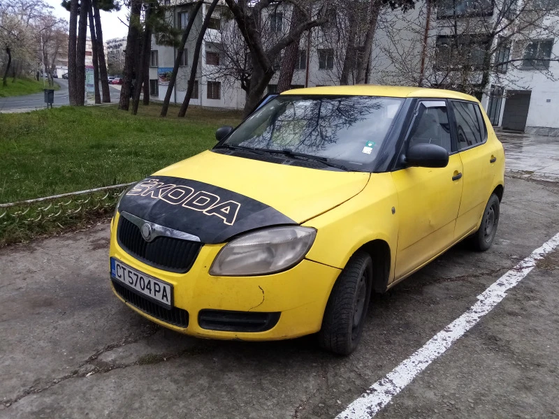 Skoda Fabia, снимка 1 - Автомобили и джипове - 40231623