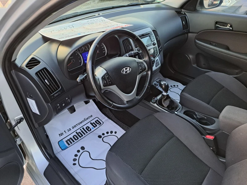 Hyundai I30 1.6i, снимка 10 - Автомобили и джипове - 47639937