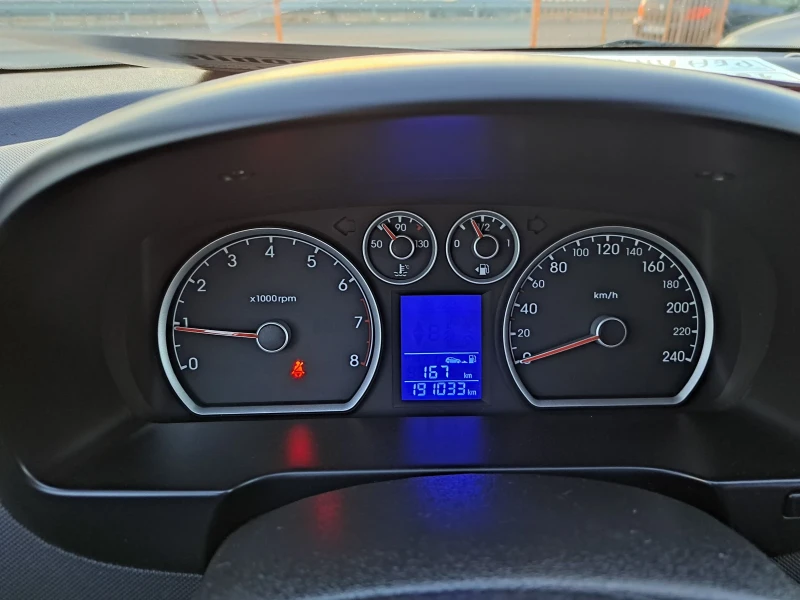 Hyundai I30 1.6i, снимка 12 - Автомобили и джипове - 47639937