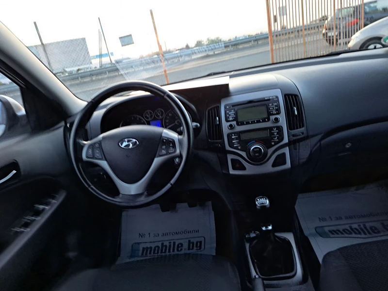 Hyundai I30 1.6i, снимка 15 - Автомобили и джипове - 47639937