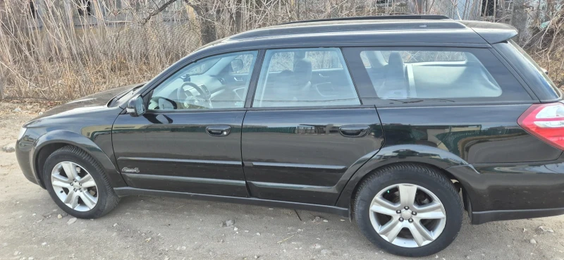 Subaru Outback 2.5 , снимка 2 - Автомобили и джипове - 48098087