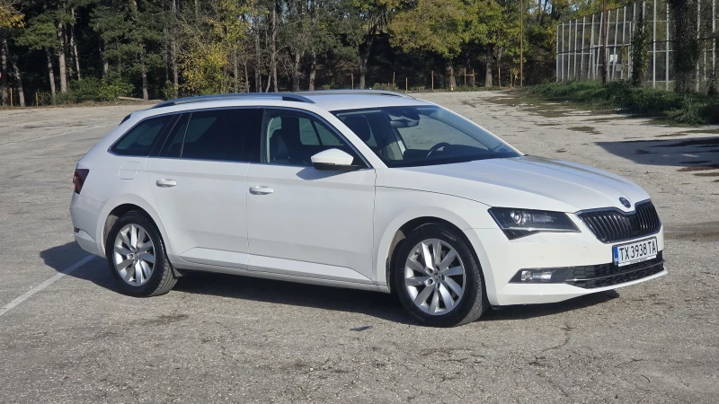 Skoda Superb  Style 2.0TDI 190hp/7DSG/PODGREV, снимка 4 - Автомобили и джипове - 52248682