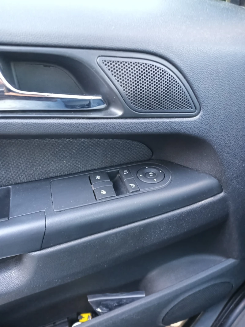 Opel Zafira B, снимка 17 - Автомобили и джипове - 52886058