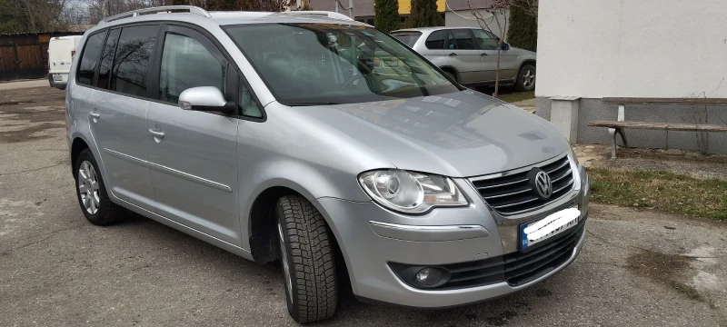 VW Touran - 9900 лв. - 45030660 | Car24.bg