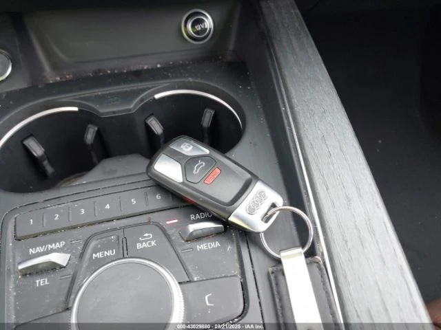 Audi A4 2.0T TECH PREMIUM 2018 - изображение 10
