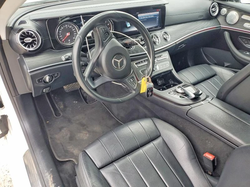 Mercedes-Benz E 400 AMG LINE , снимка 8 - Автомобили и джипове - 54006138