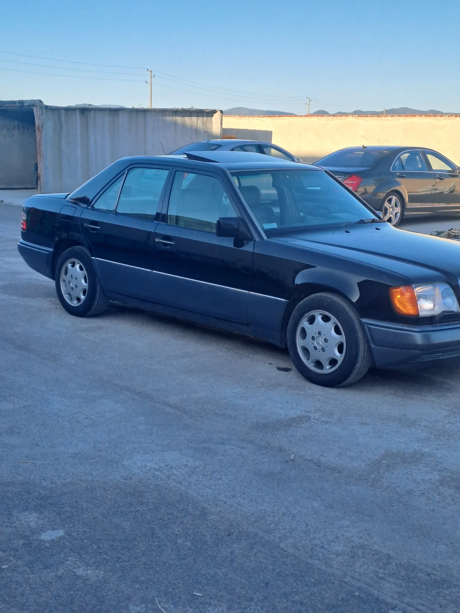 Mercedes-Benz 124  - изображение 3