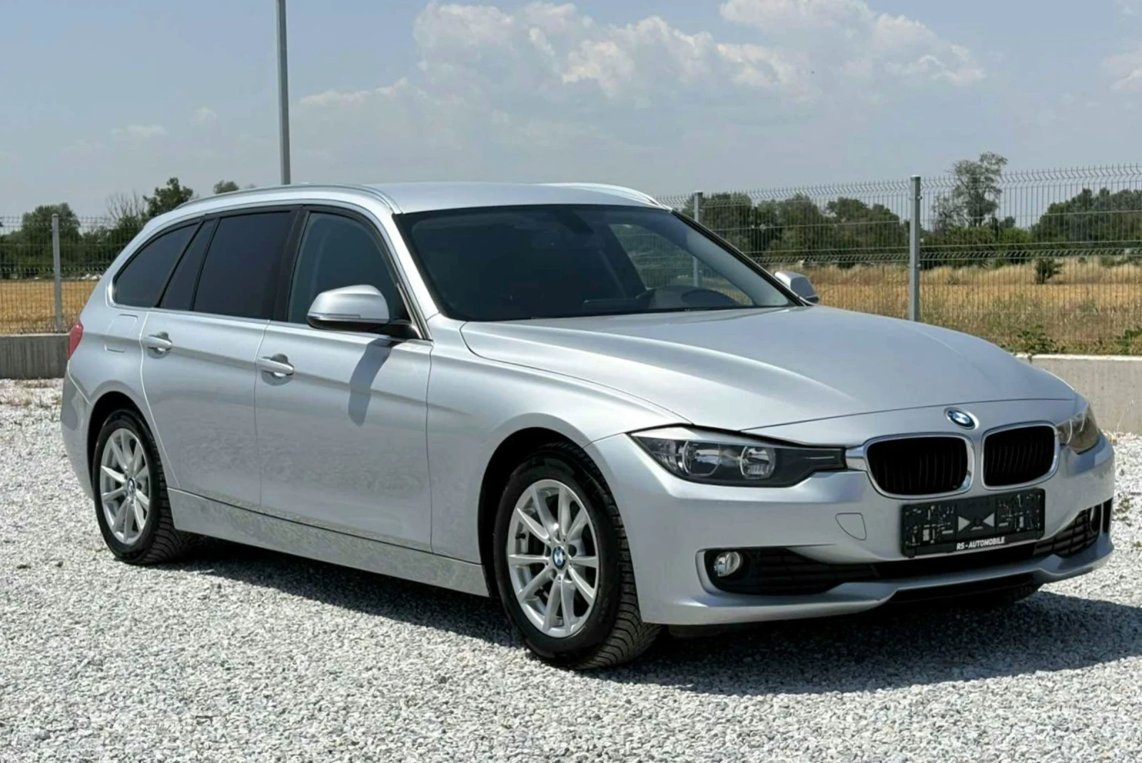 BMW 316 Автомат Кожено Recaro Навигация Парктроник  - изображение 2