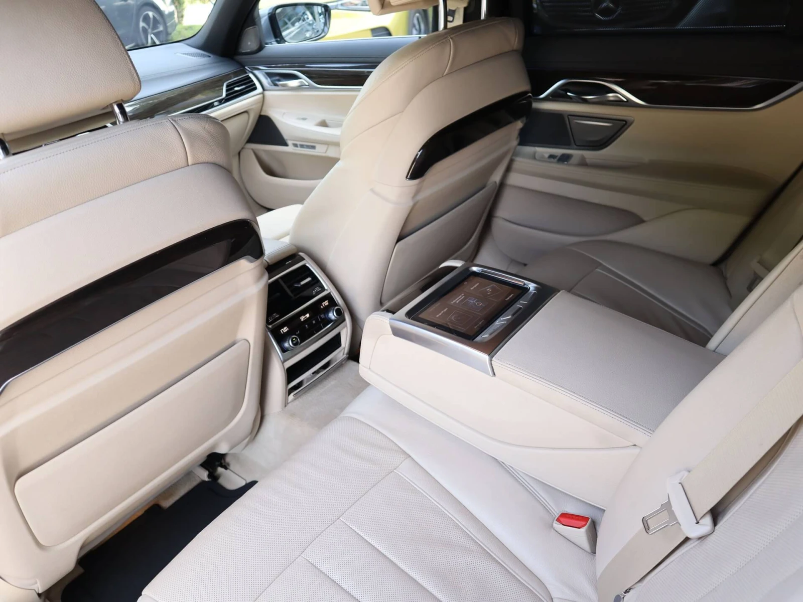 BMW 740 d/xDrive/Harman Kardon/Обдухване/Virtual - изображение 6