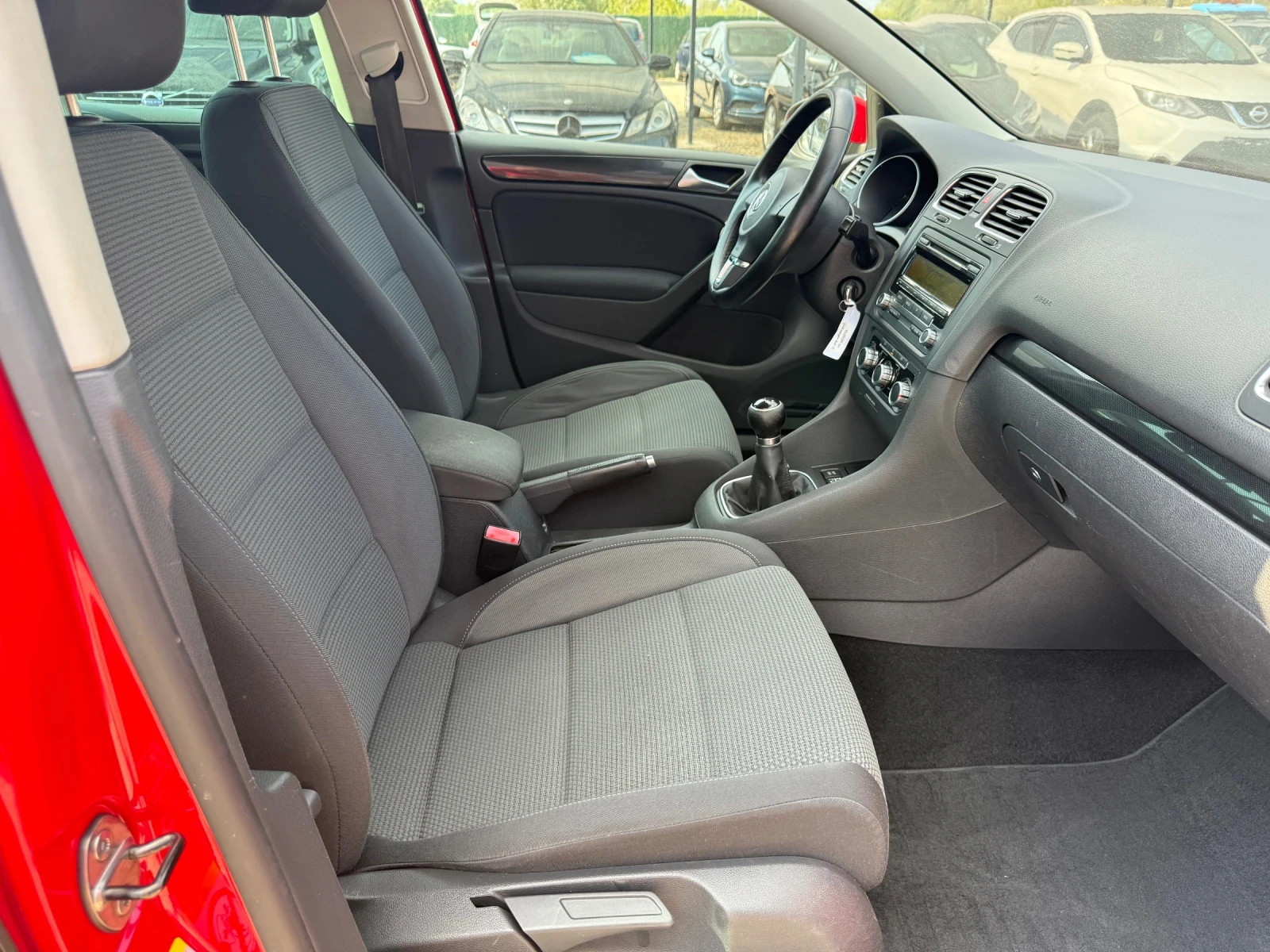 VW Golf 1.6i 102hp LPG  | Mobile.bg   12