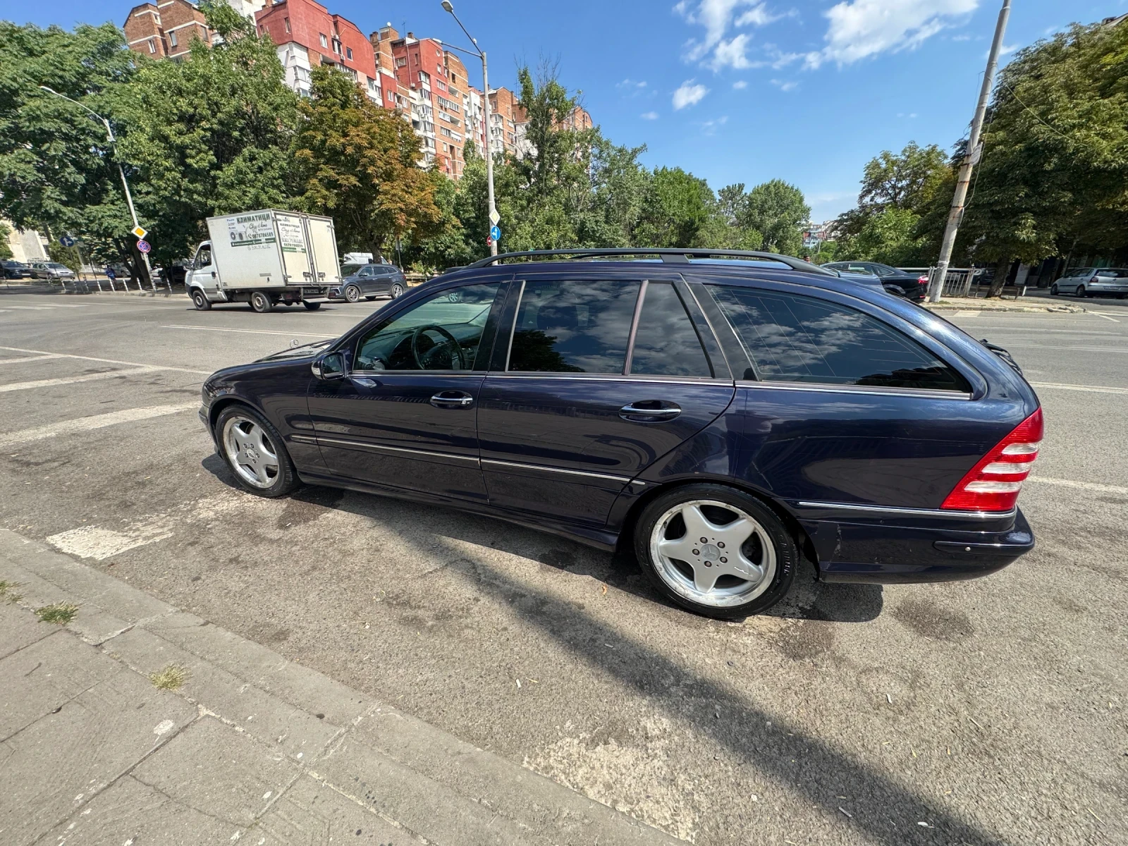 Mercedes-Benz C 320 3.0CDI/AMG-PAKET/FACE-LIFT - изображение 4
