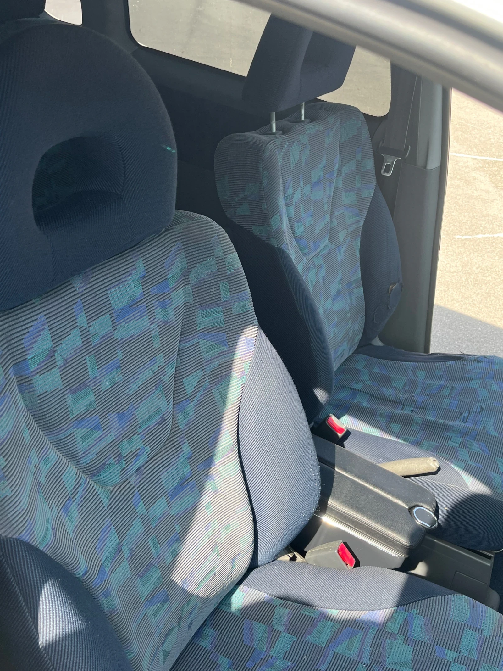 Mitsubishi Space runner  - изображение 10