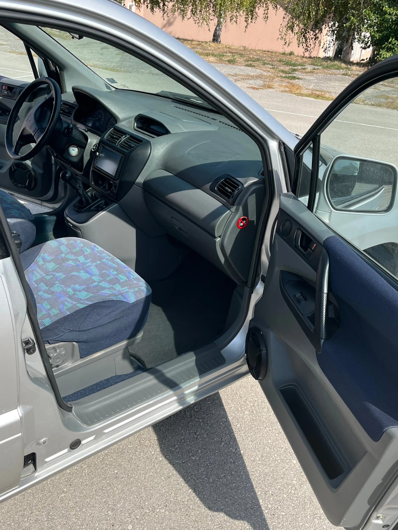Mitsubishi Space runner  - изображение 8